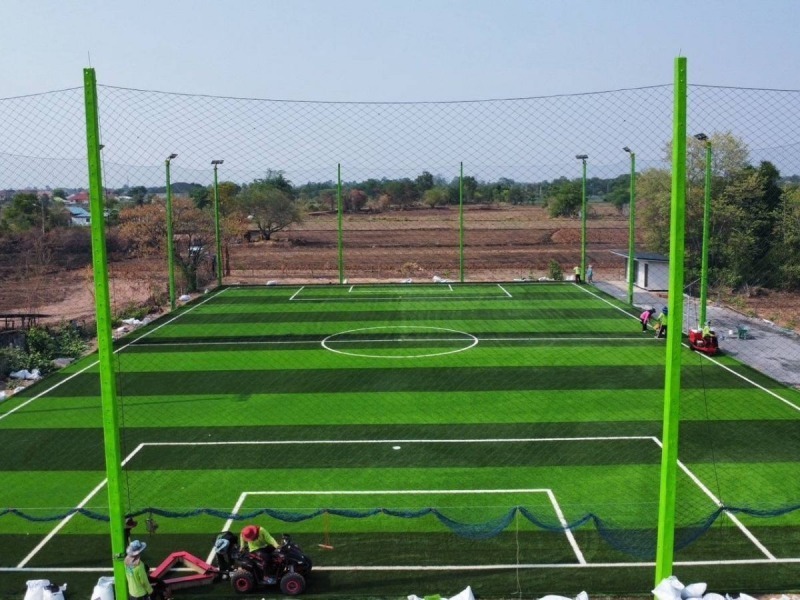 รับสร้างสนามฟุตบอลหญ้าเทียม